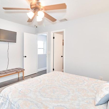 South Tampa Retreat Fenced Yard, Top Location! 外观 照片