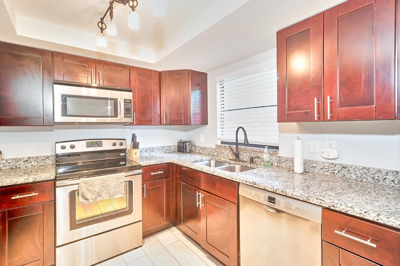 South Tampa Retreat Fenced Yard, Top Location! 外观 照片