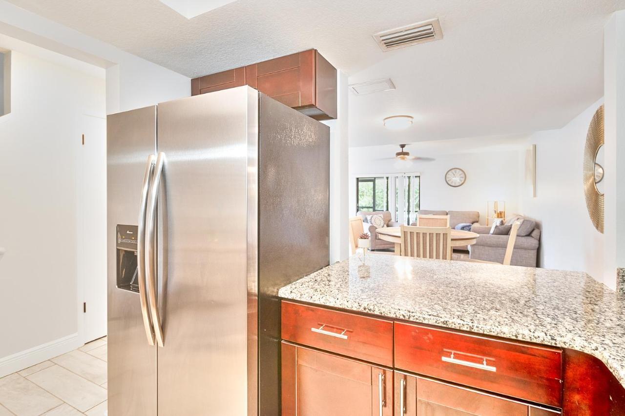 South Tampa Retreat Fenced Yard, Top Location! 外观 照片